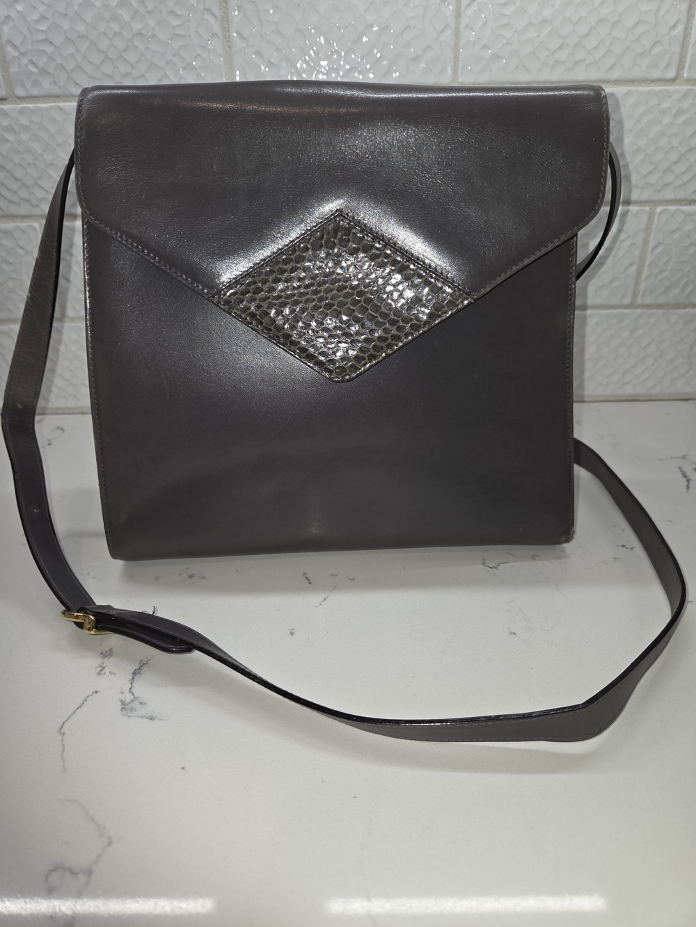 Vintage Salvatore Ferragamo Structured Leather Envelope Shoulder Bag - Snakekon